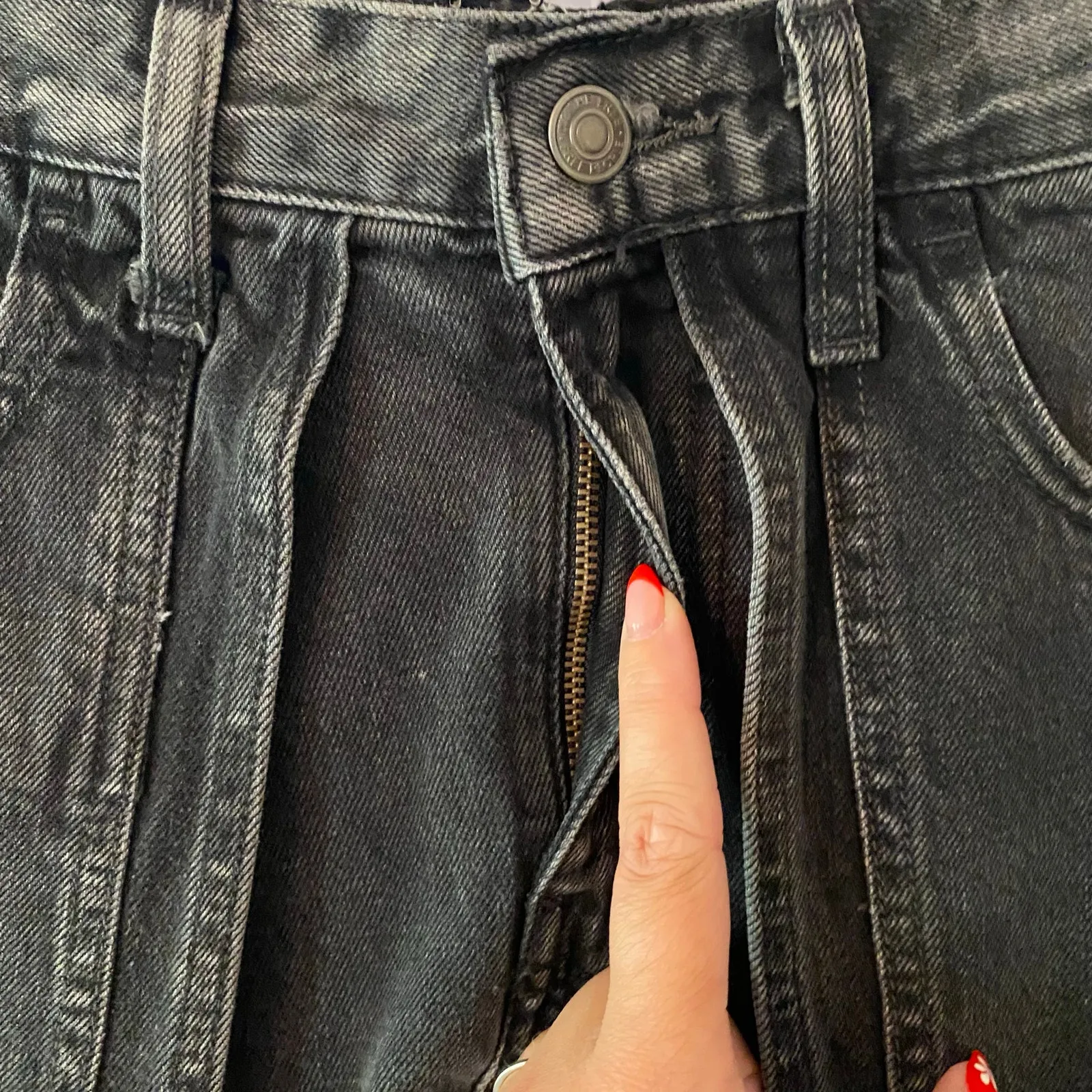 NWT We The Free Gray Wash Bare With Me Denim Mini Skirt Moxie Women's size 25 - Image 5