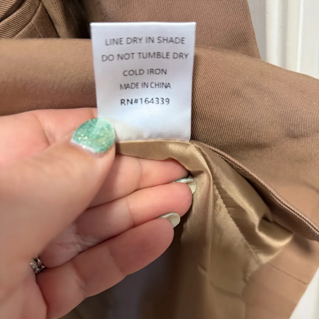 Petal & Pup Relaxed Fit Blazer NWT size 10 Tan Taupe Single Button Rayon Blend - Image 8