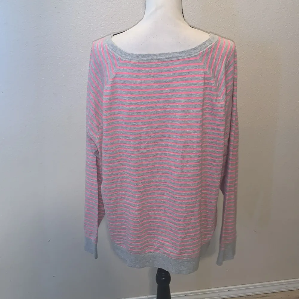 Made for life  pink grey striped casual pullover sweatshirt - Image 5