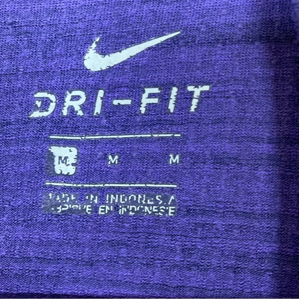 3/$30 Nike Dri-Fit Elmira College Basketball Purple/Gold Long Sleeve Athletic - Image 5