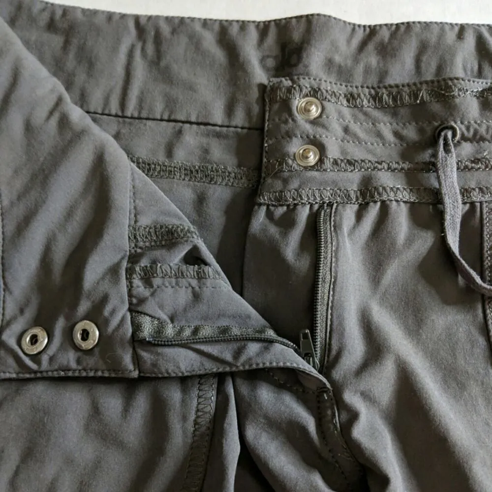 Alo Yoga Coolfit Cargo Pants/Capris - Size S - GUC - Image 7