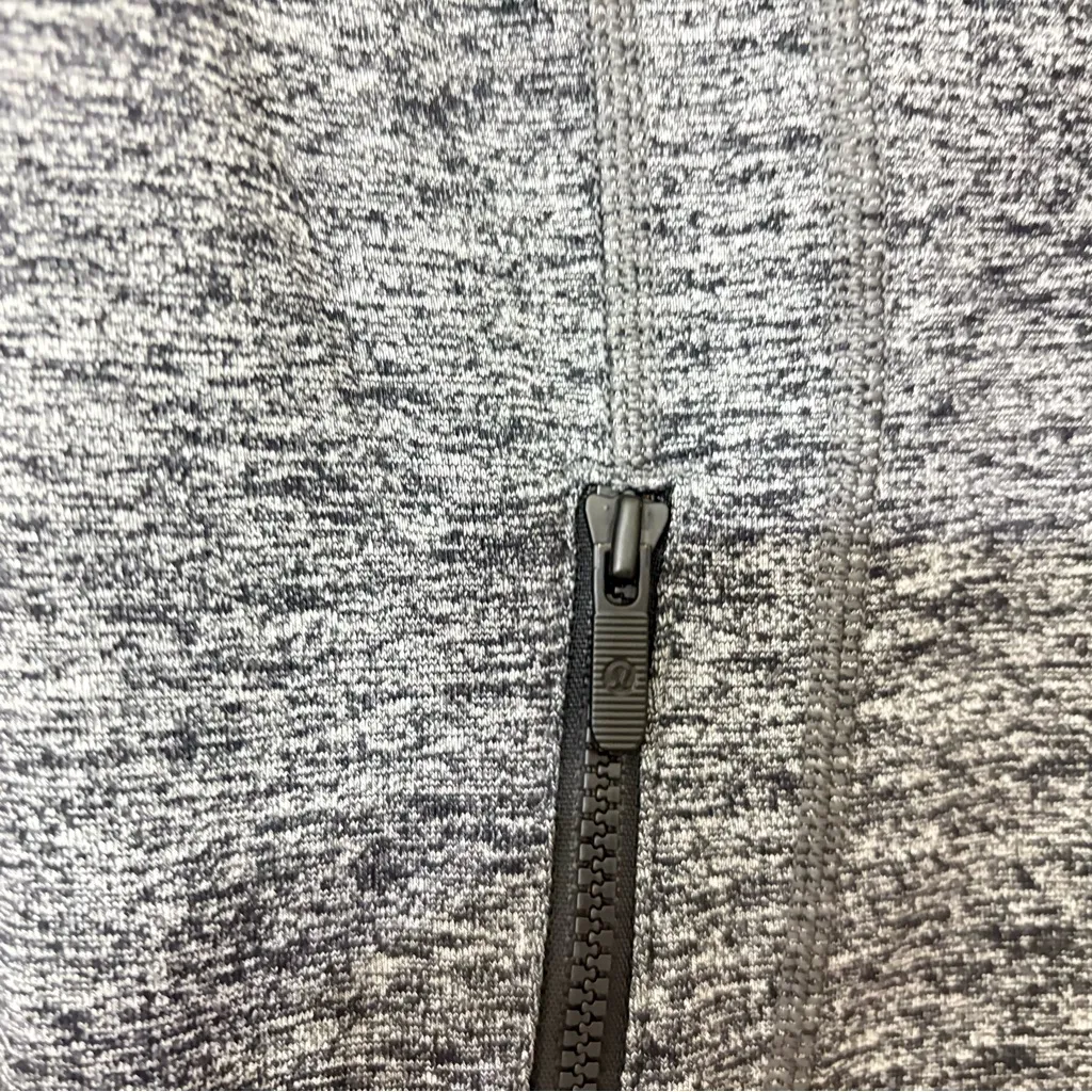 Lululemon  Define Jacket Luon Heathered Black Size 6 | Sculpting Zip-Up - Image 5