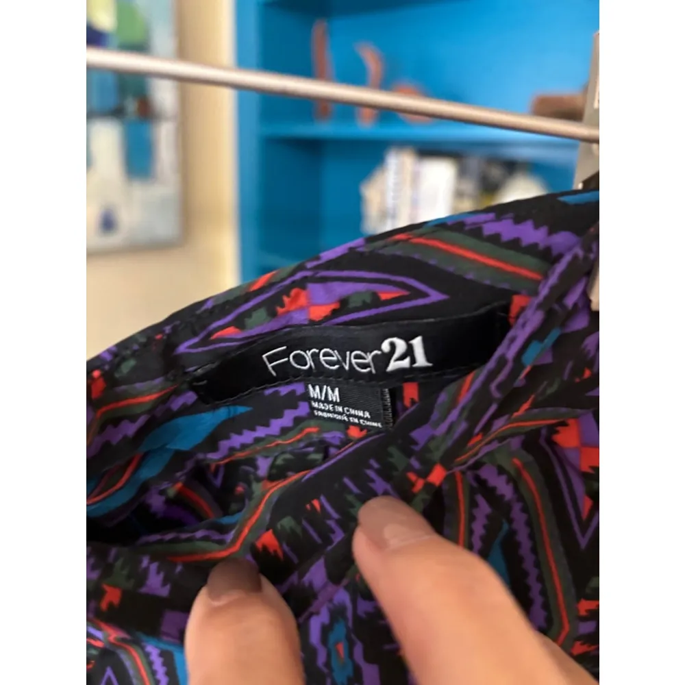 Women's Forever 21 Skirt, Size M, Black & Purple - Image 3