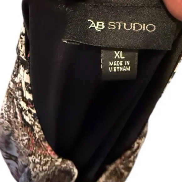 AB Studio Blouse - Image 5