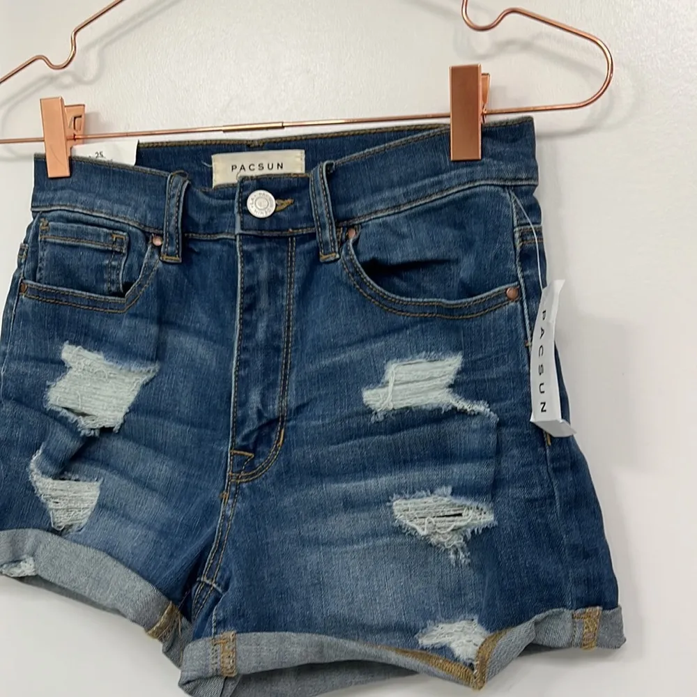 NEW PACSUN (The Shortie) Jean shorts size 25 - Image 3