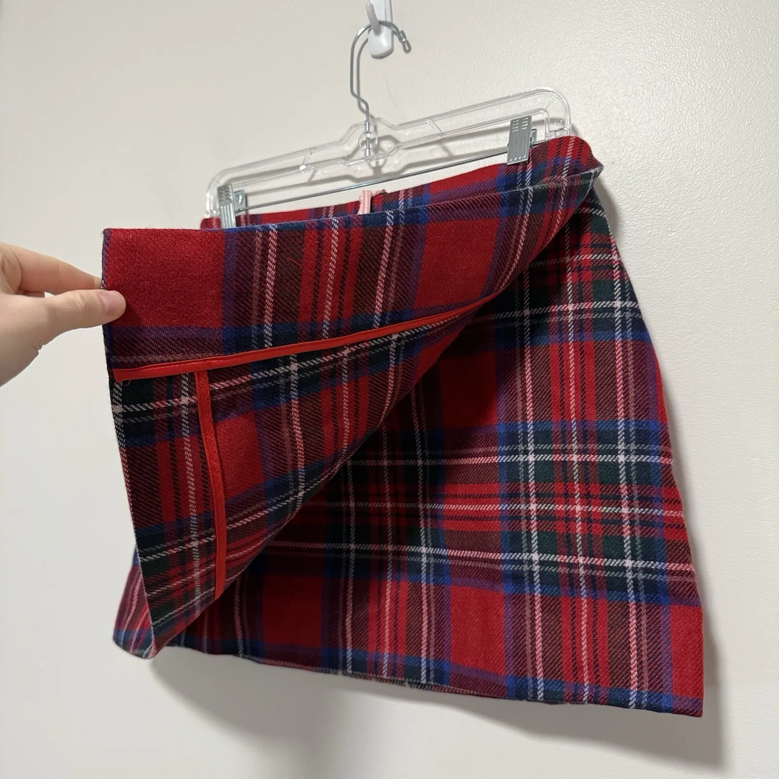 Vineyard Vines NWT Meg Wrap Mini Skirt in Y Tartan Grand Red Size XS - Image 4