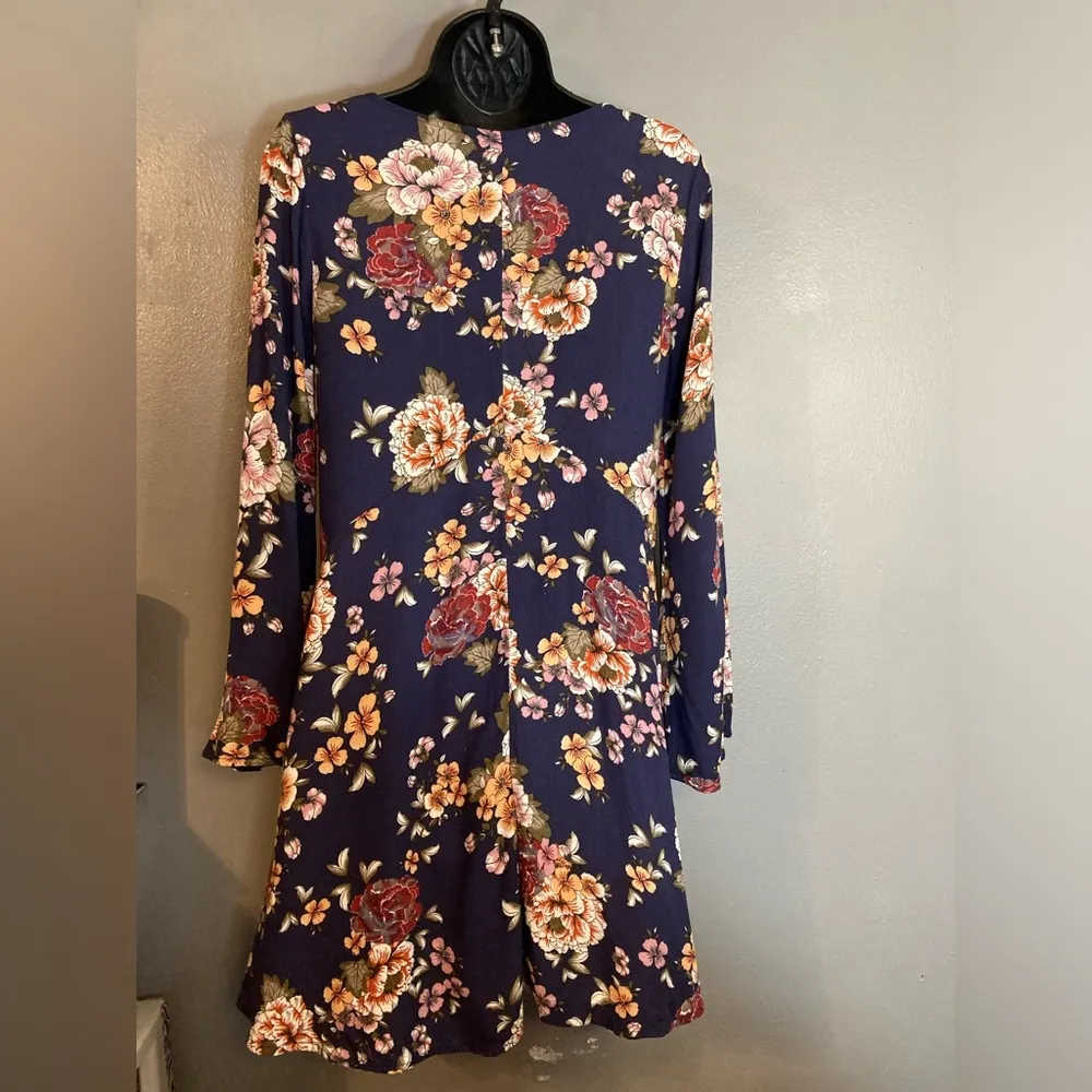 Blue Rain navy blue floral dress - Image 5