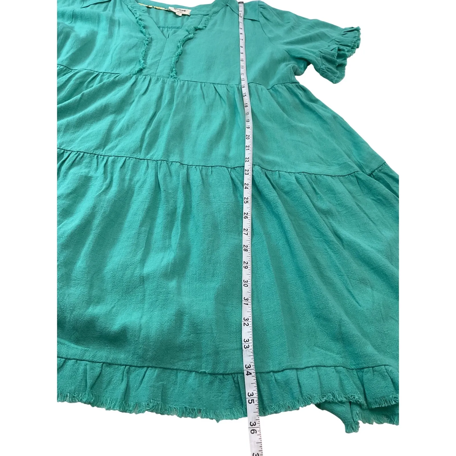 Umgee Green Tiered Frayed Hem V Neck Short Sleeve Casual Dress Size Medium - Image 10