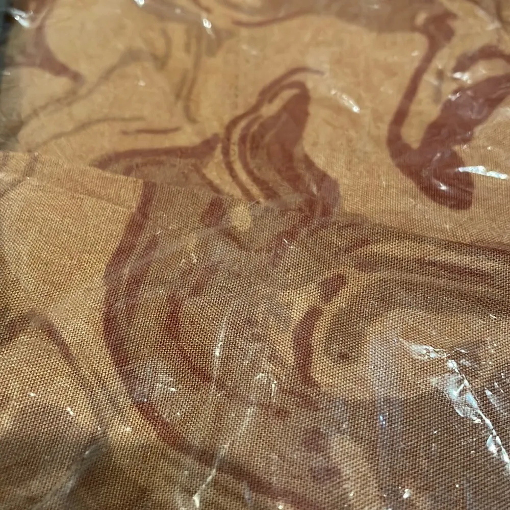 NWT motel rocks motelrocks nanda crop top marble fluid pattern size medium m - Image 4