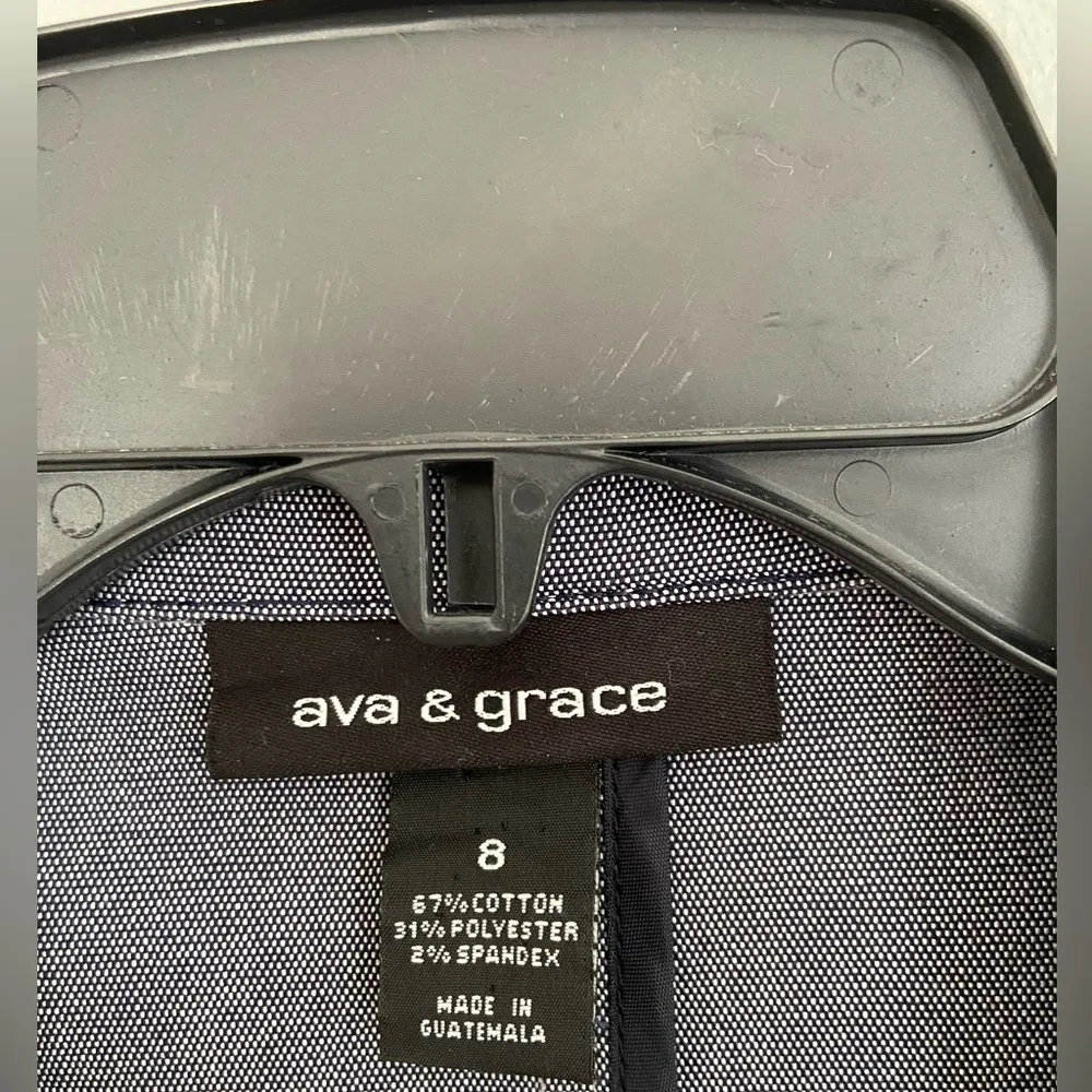 Ava and Grace Blazer Blue Heather 3/4 Sleeve Cropped 3 Button​​ Size 8 - Image 3