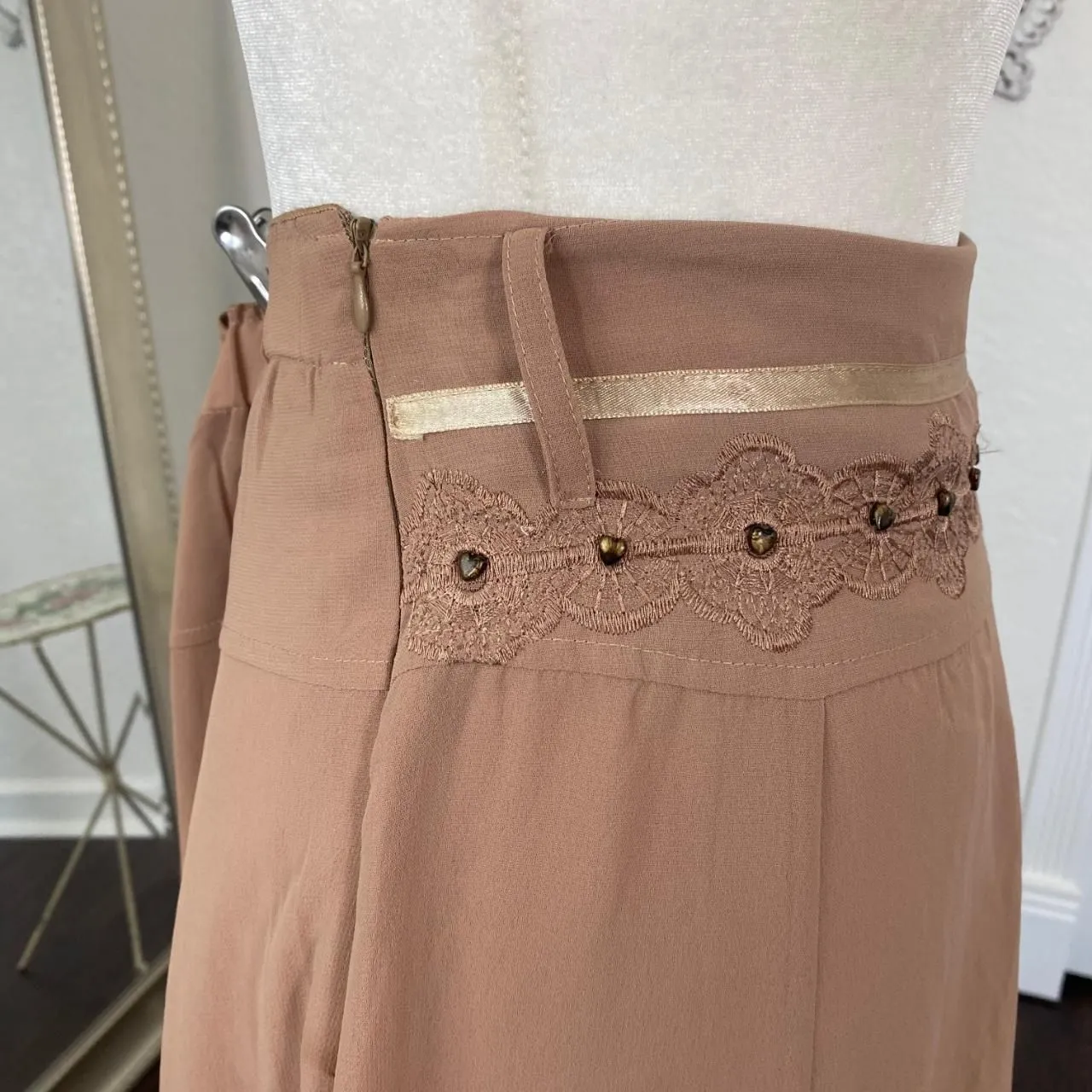 Whimsical Fairy Cottage Core Satin Mesh Embroidered Beaded Midi Maxi Skirt XL Brown - Image 5