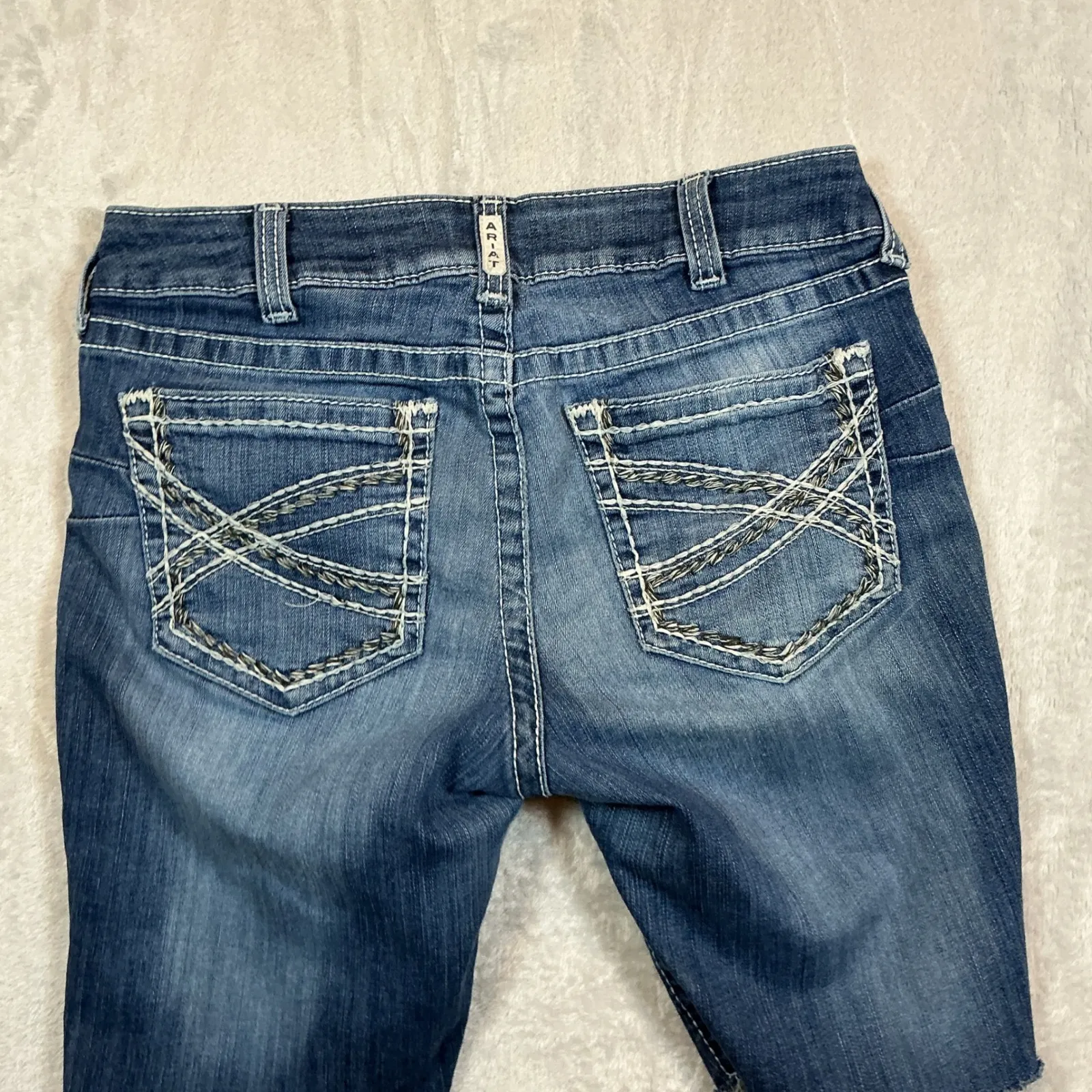 Ariat Real Denim Womens‎ 30R Blue Jean Shorts Frayed Raw Hem Distressed *flaw* - Image 5