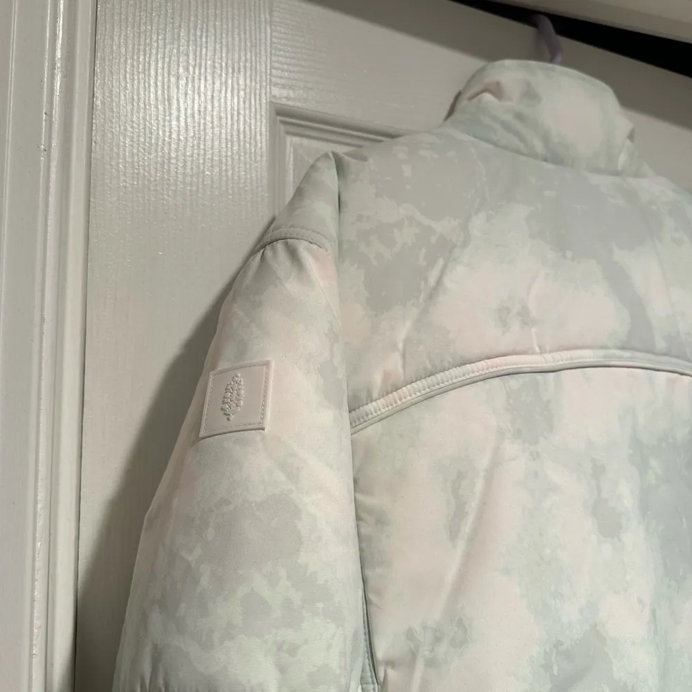 Free People Movement Bunny Slope Printed Puffer Mountain Mint Sage Medium NWT - Image 11