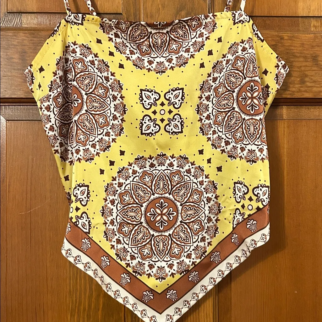 Rachel Zoe Yellow & Brown Paisley Crop Tank, Medium - Image 3