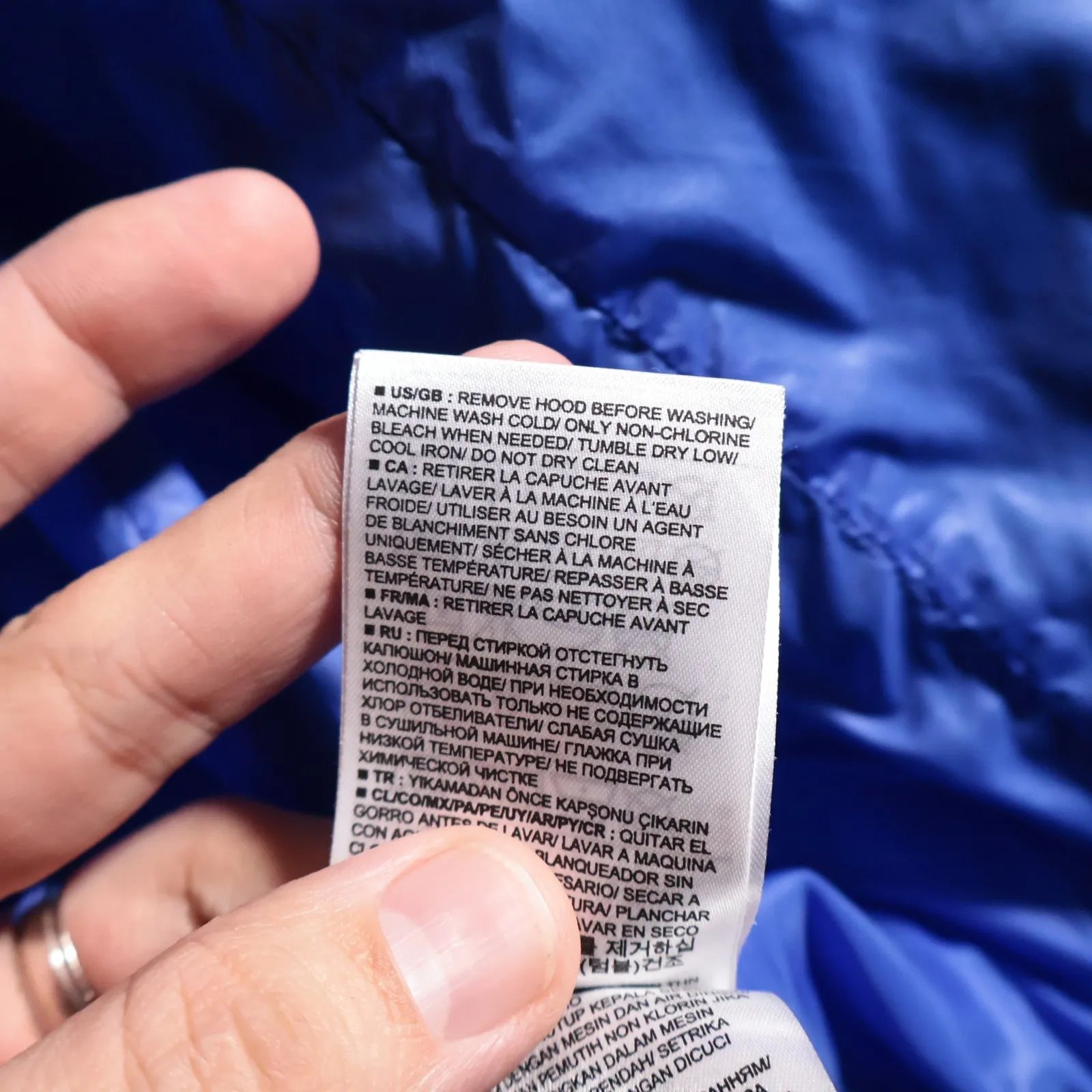 Gap Outdoor Edition Winter Warmth Puffer Jacket Hooded Faux Fur Trim Navy Camo M - Image 6