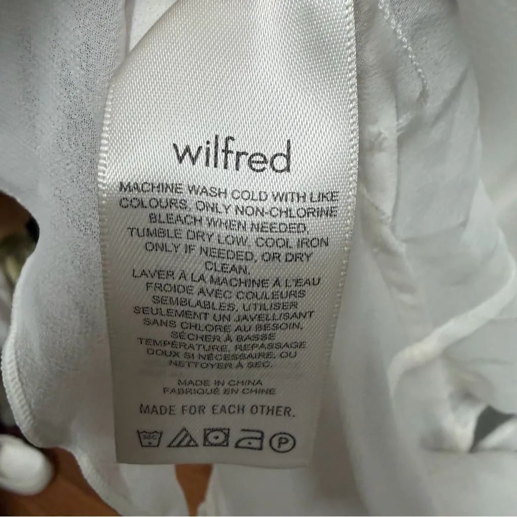 New Aritzia Wilfred ivory white ruffle sleeved tie front Frenchy blouse XS - Image 6