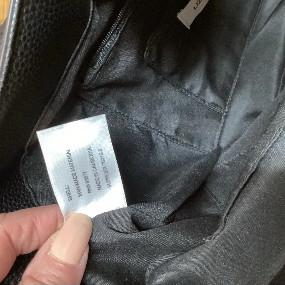 Liz Claiborne purse. Black pebbled leather - Image 6