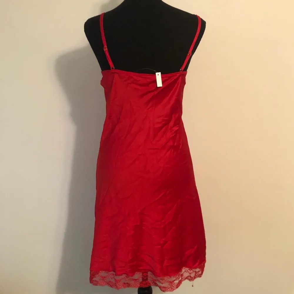 Red Slip & Robe Set Size M - Image 4