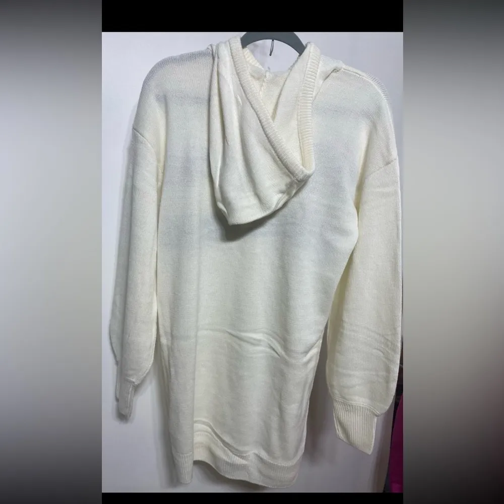 Derek Heart Sweater Dress. Size Medium - Image 4