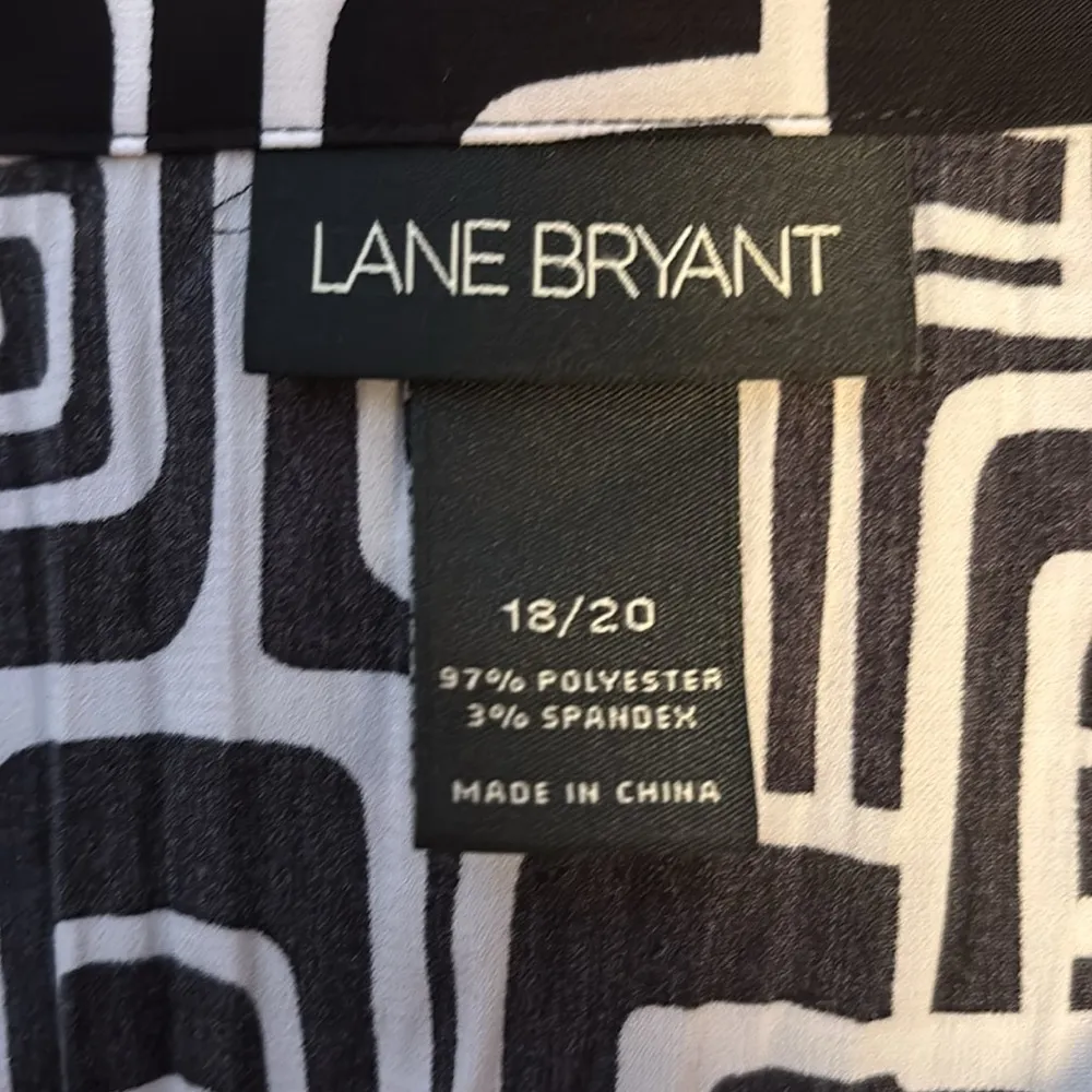 Lane Bryant black-and-white design long sleeve collared shirt size 18/20 - Image 5