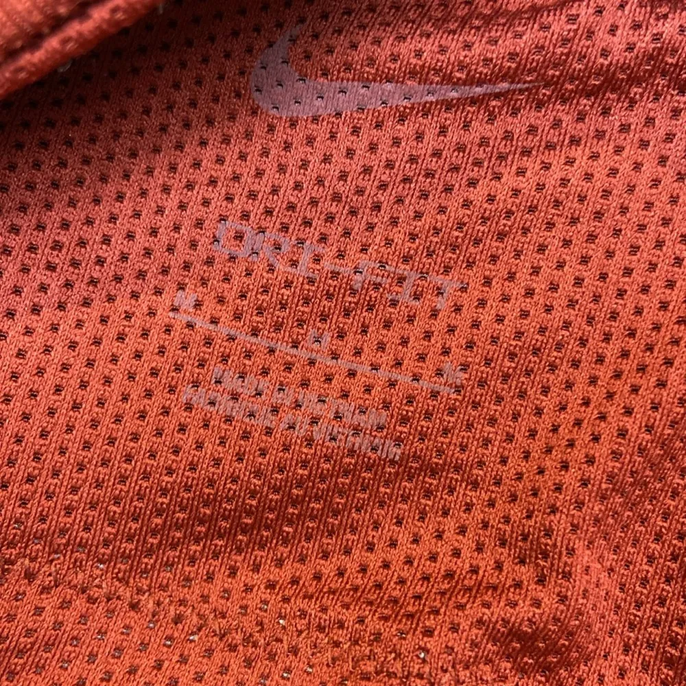 Yoga Dri-FIT Indy Women’s Light-Support Padded Longline Sports Bra Size Med - Image 11