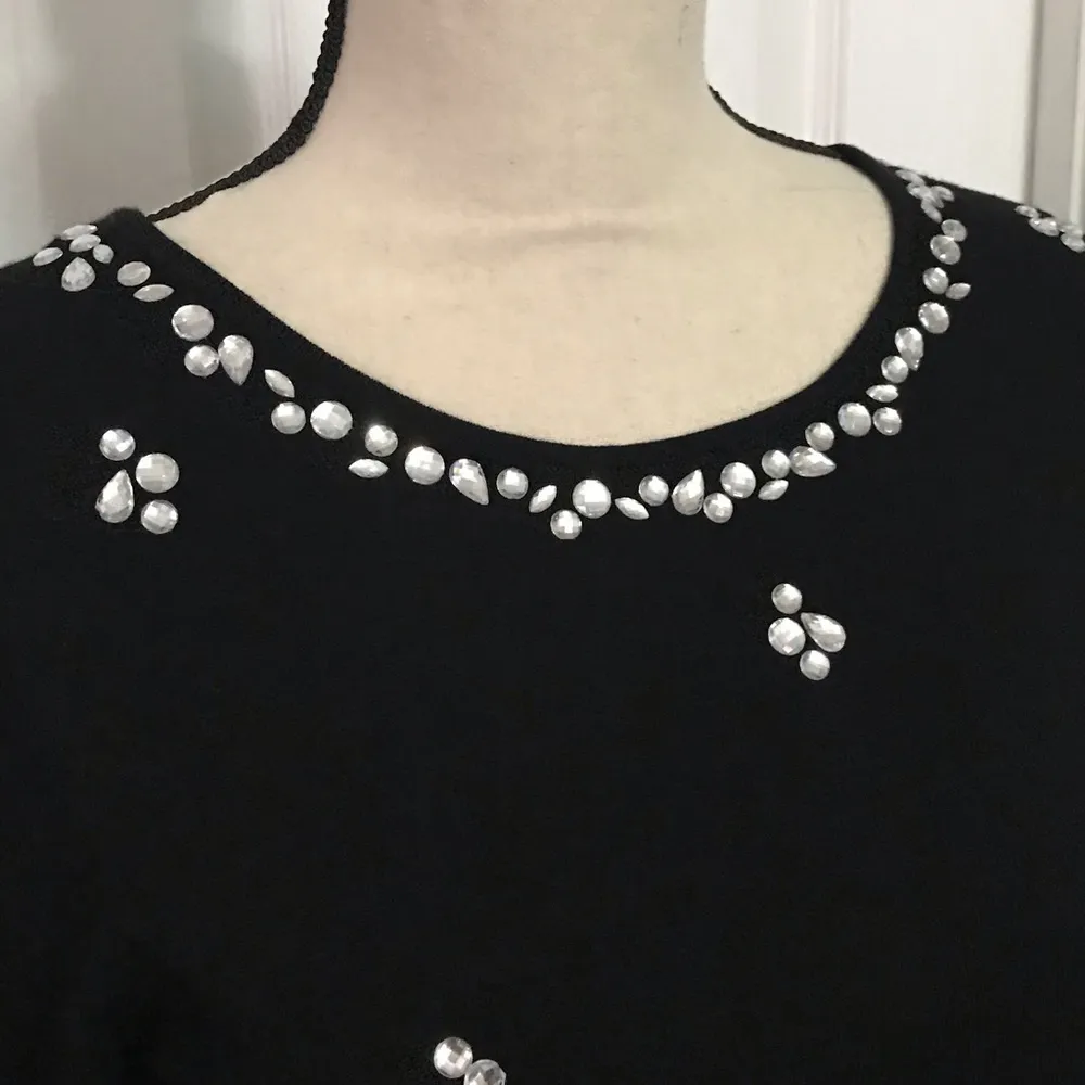 Ruby Rd black rhinestone embellished sweater Size undefined - Image 4
