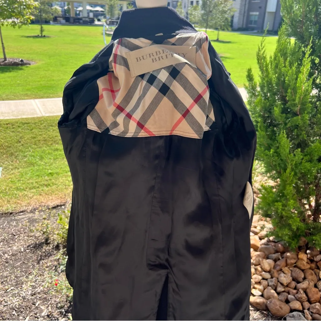 Burberry Brit Wool and Cashmere Black Trench Belted Coat - Image 8