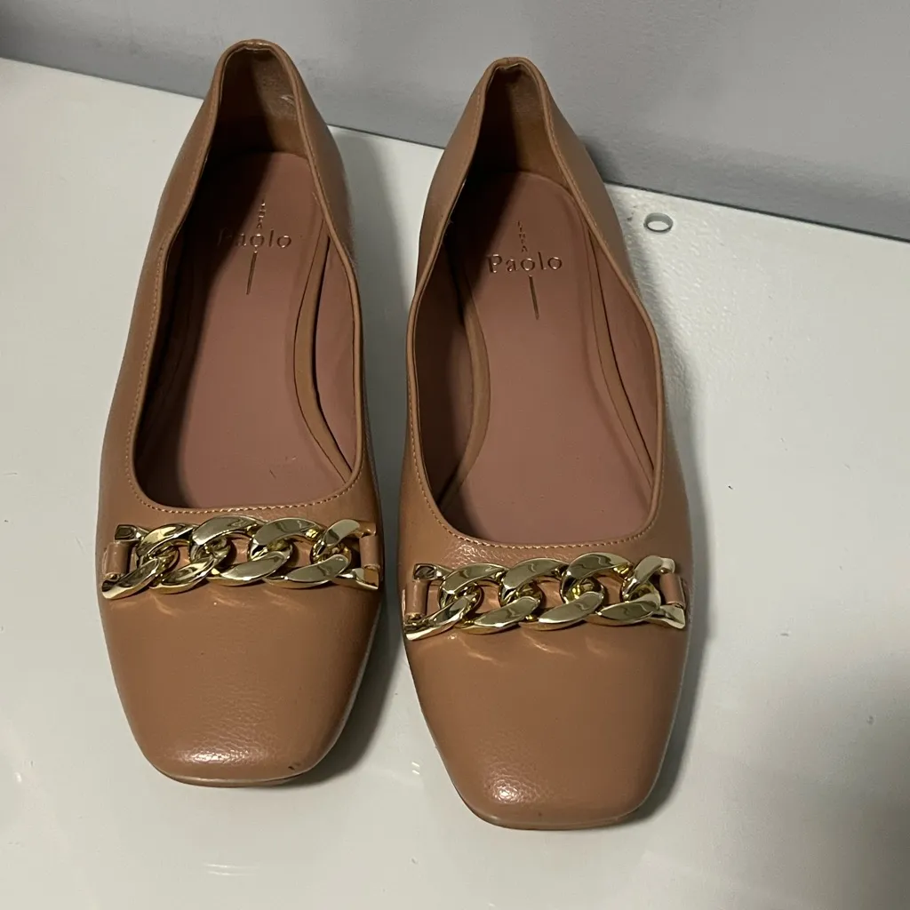 Paolo Tan Leather Loafers with Gold Chain Size 9 - Image 4