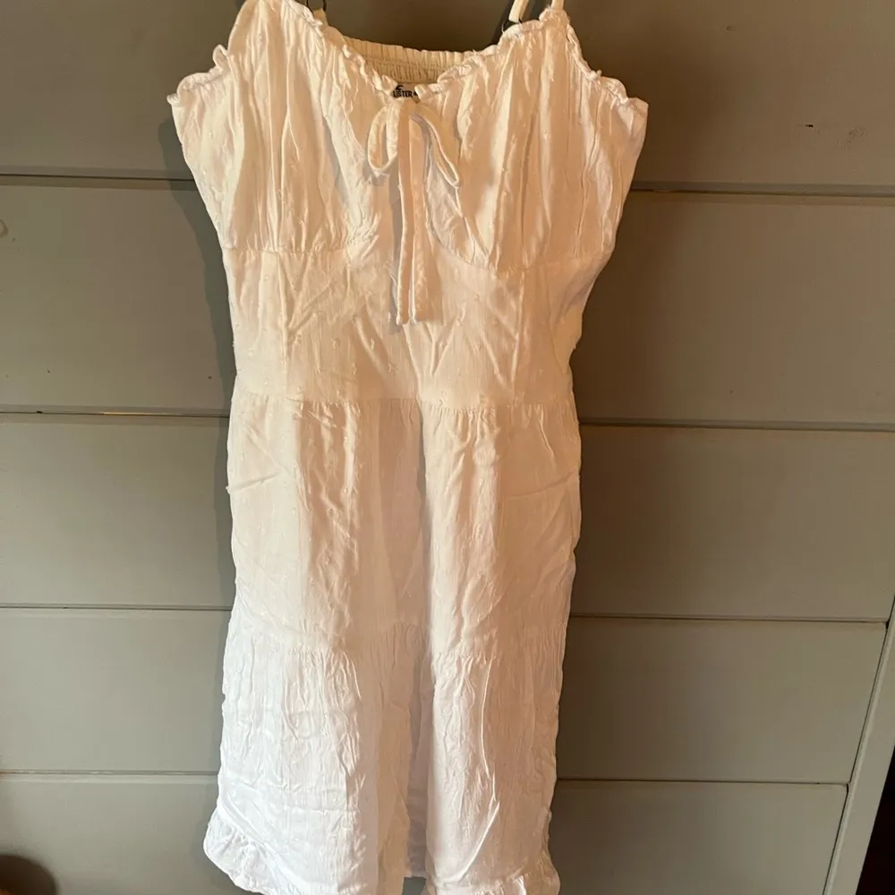 White summer dress - Image 2