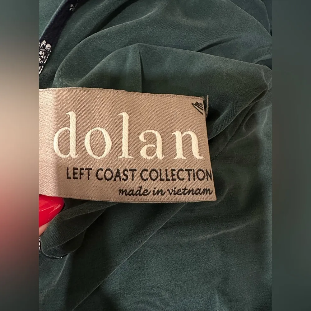 Dolan Left Coast Collection Green V Neck Boho T - Image 8