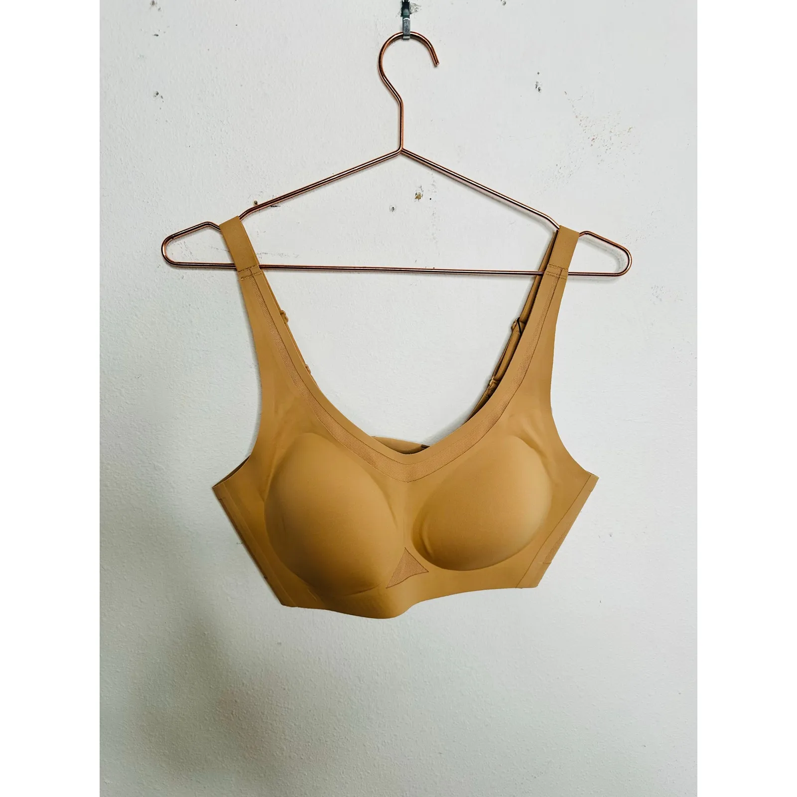 HONEYLOVE Nude Women’s NEW Sportsbra Cloudfuse Bra size 38 B/C NWT Tan - Image 8