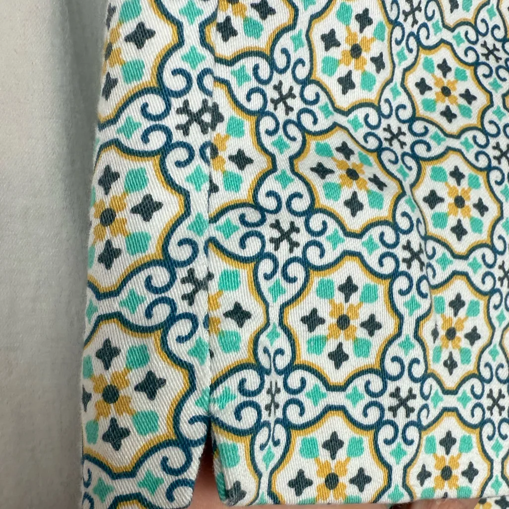 Croft & Barrow Women's Patterned Shorts - Blue and Cream - Image 2