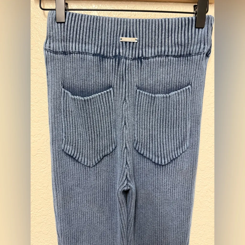 Manière De Voir Blue Ribbed Knit Flare Pants Size Medium - Image 10