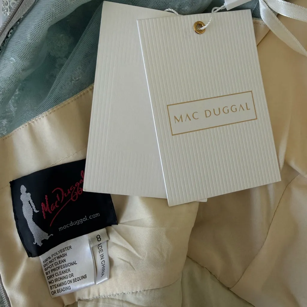 NWT Mac Duggal Long Sleeve Embellished Mesh Gown in Platinum 12460 Sz 8 Wedding - Image 7