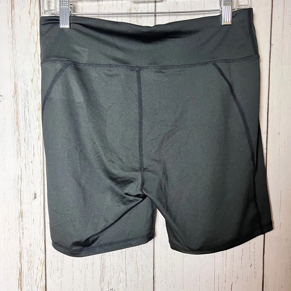 PS Collective Black Shorts with White Checkered Design on the Side Sz L NWT Size L - Image 2