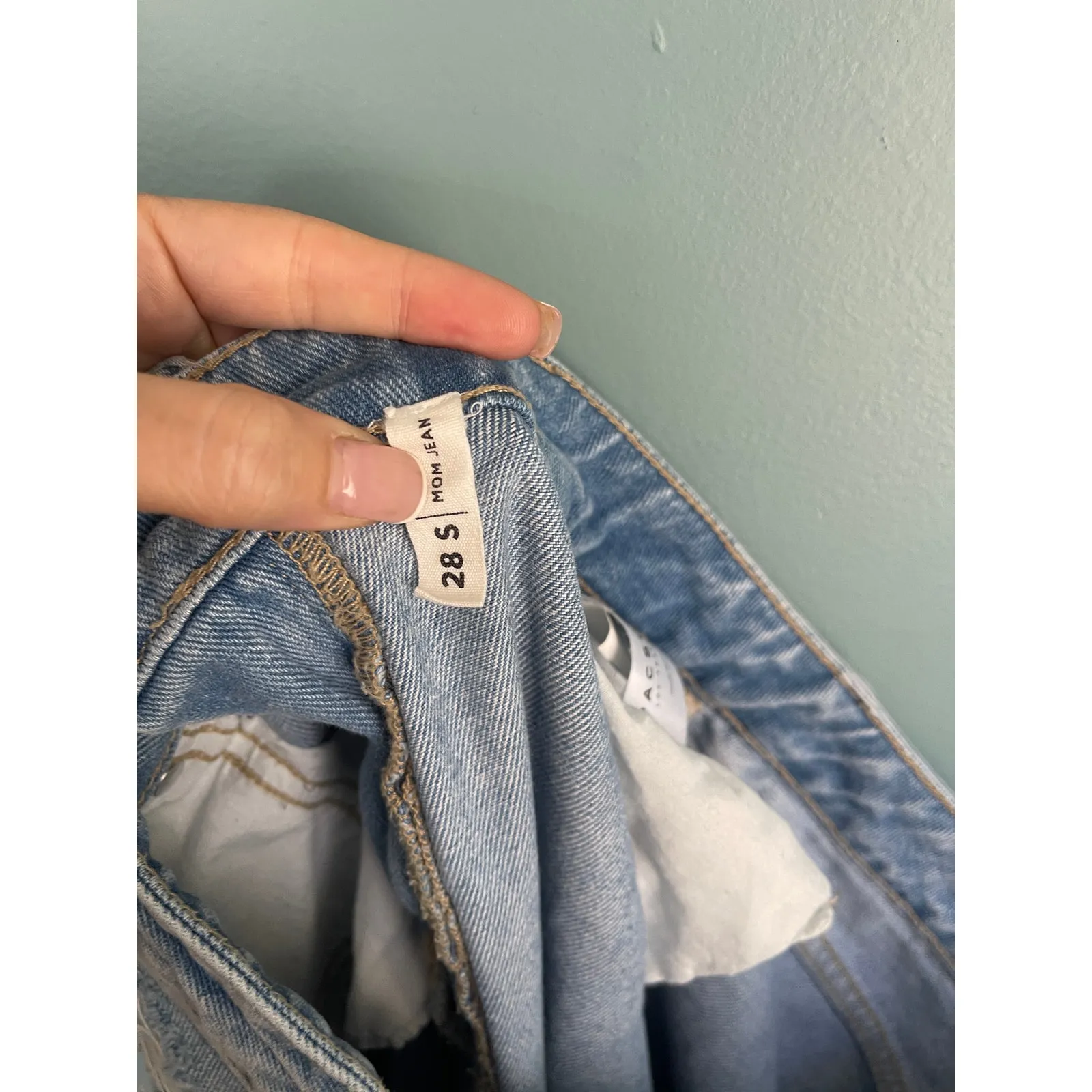 PacSun Distressed Mom Jeans Light Blue Denim - Image 6