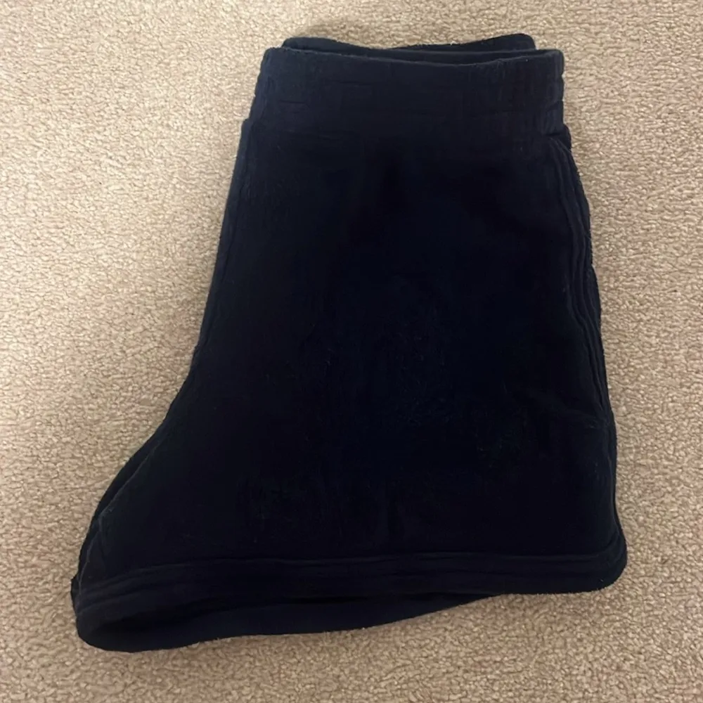 aerie terry cloth shorts - Image 3