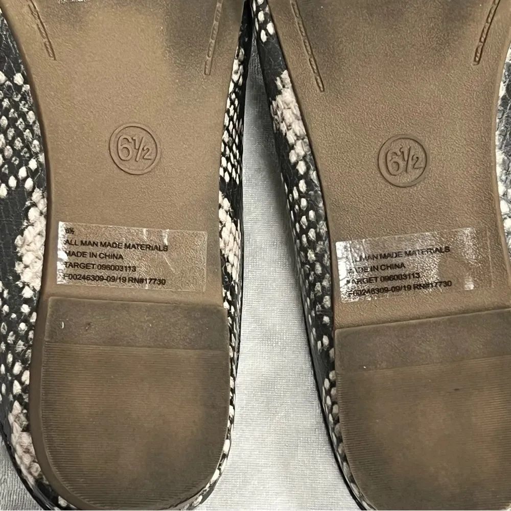Snake print Flats women’s 6.5 - Image 9