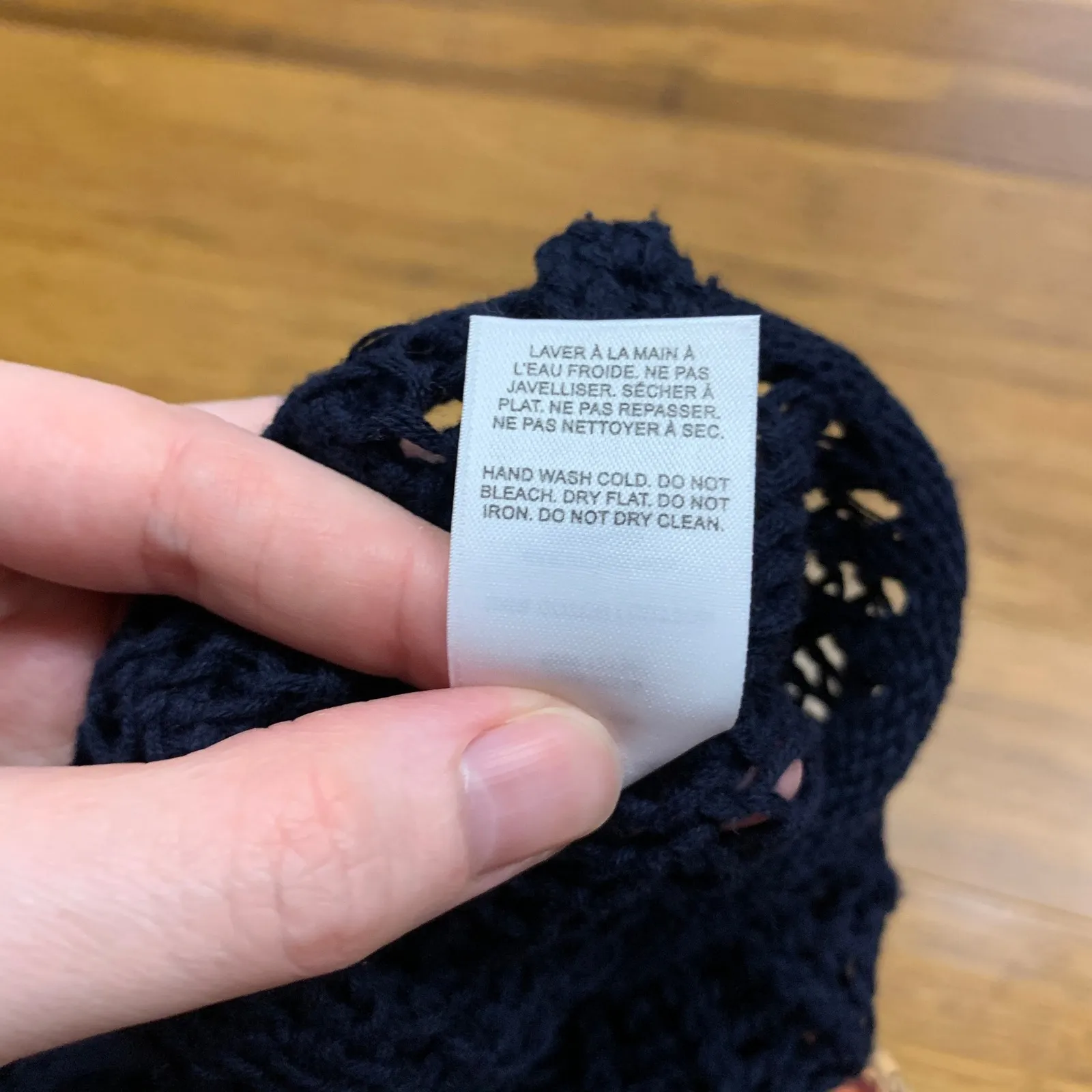 Garage Womens Size XS Navy Blue Open Crochet Knit Long Sleeve Cropped Sweater‎ - Image 7