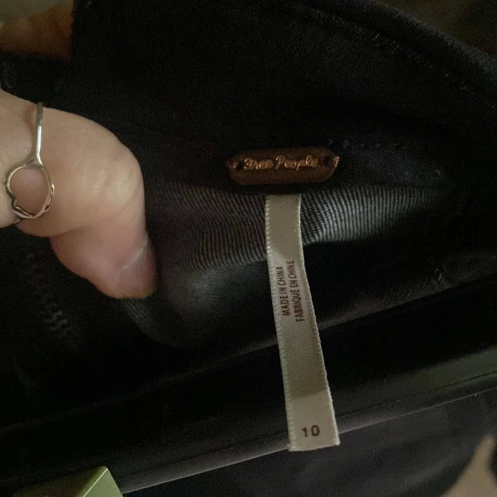 - Solid black Free People mini skirt size 10 - Image 3