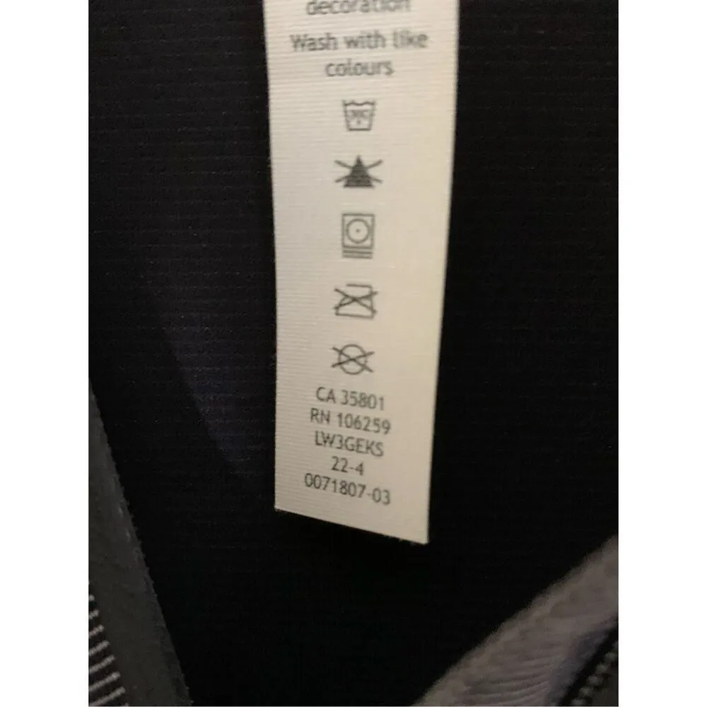 Lululemon Two Toned Running Half Zip Pullover women's size 4 W3GEKS - Image 6