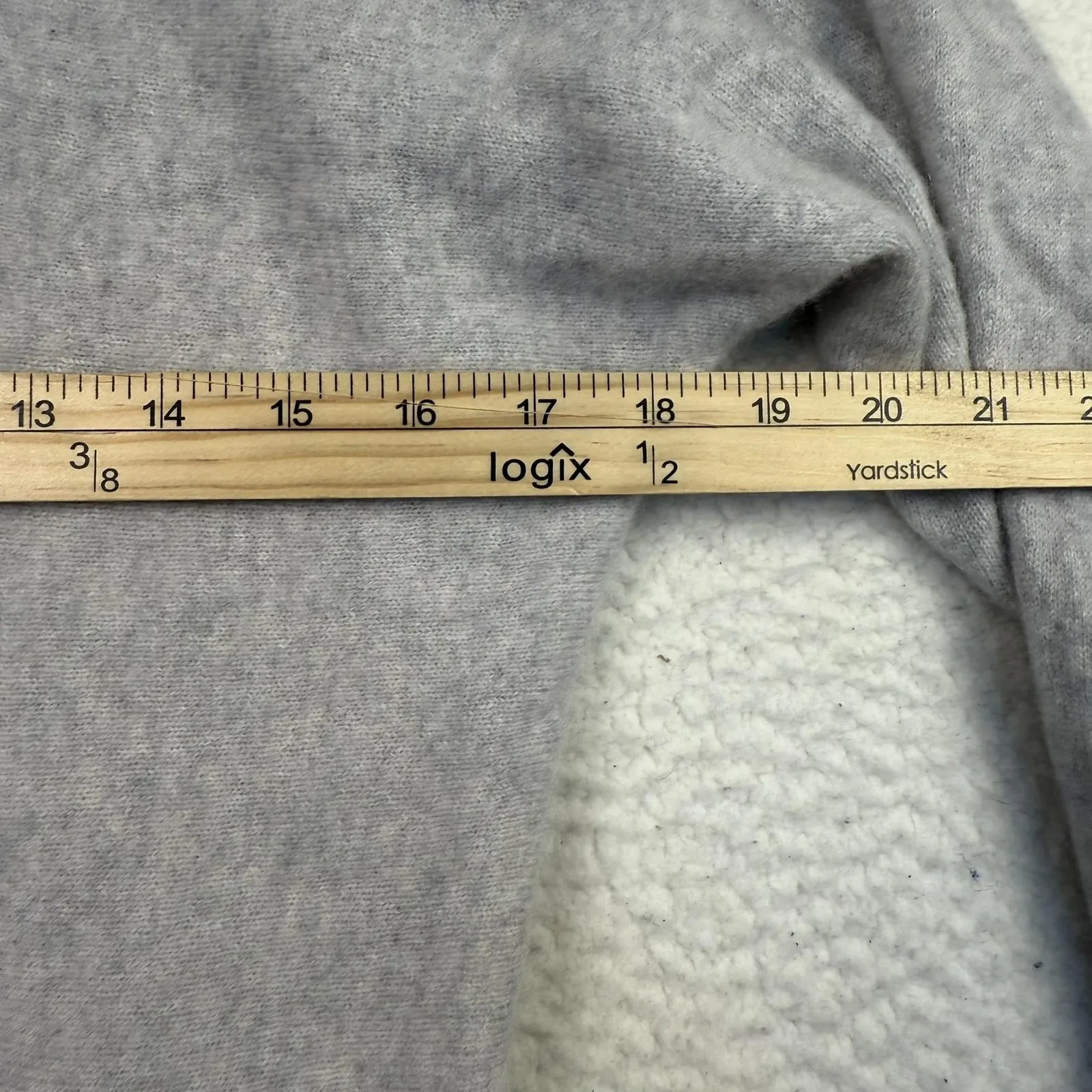 Tahari Sweater Medium 100% 2Ply Cashmere Gray Pullover Lightweight Classic - Image 5