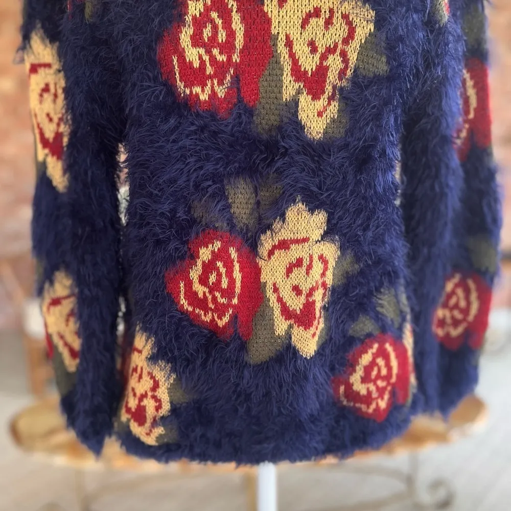 Cotton Emporium Blue Floral Fuzzy Crewneck Sweater S - Image 5