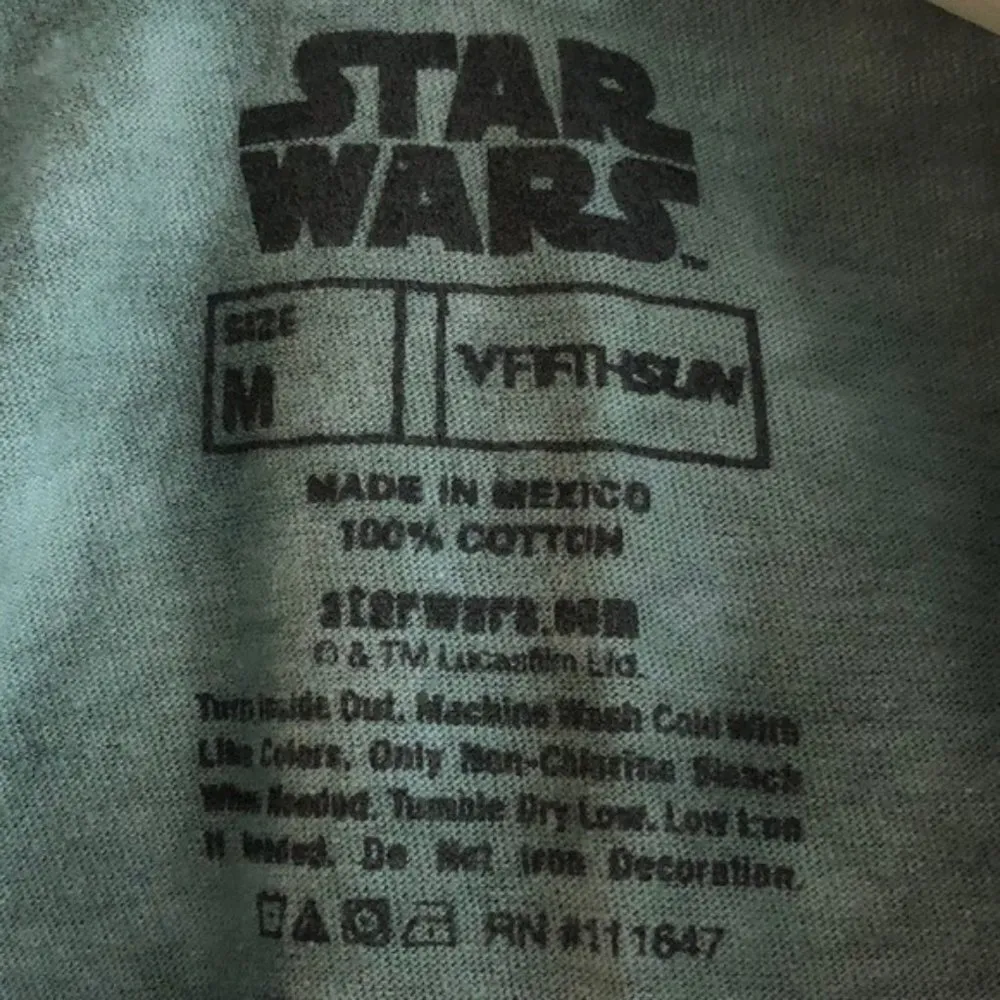 Baby Yoda Star Wars Starry Night Longsleeve Crop T-Shirt Medium - Image 4