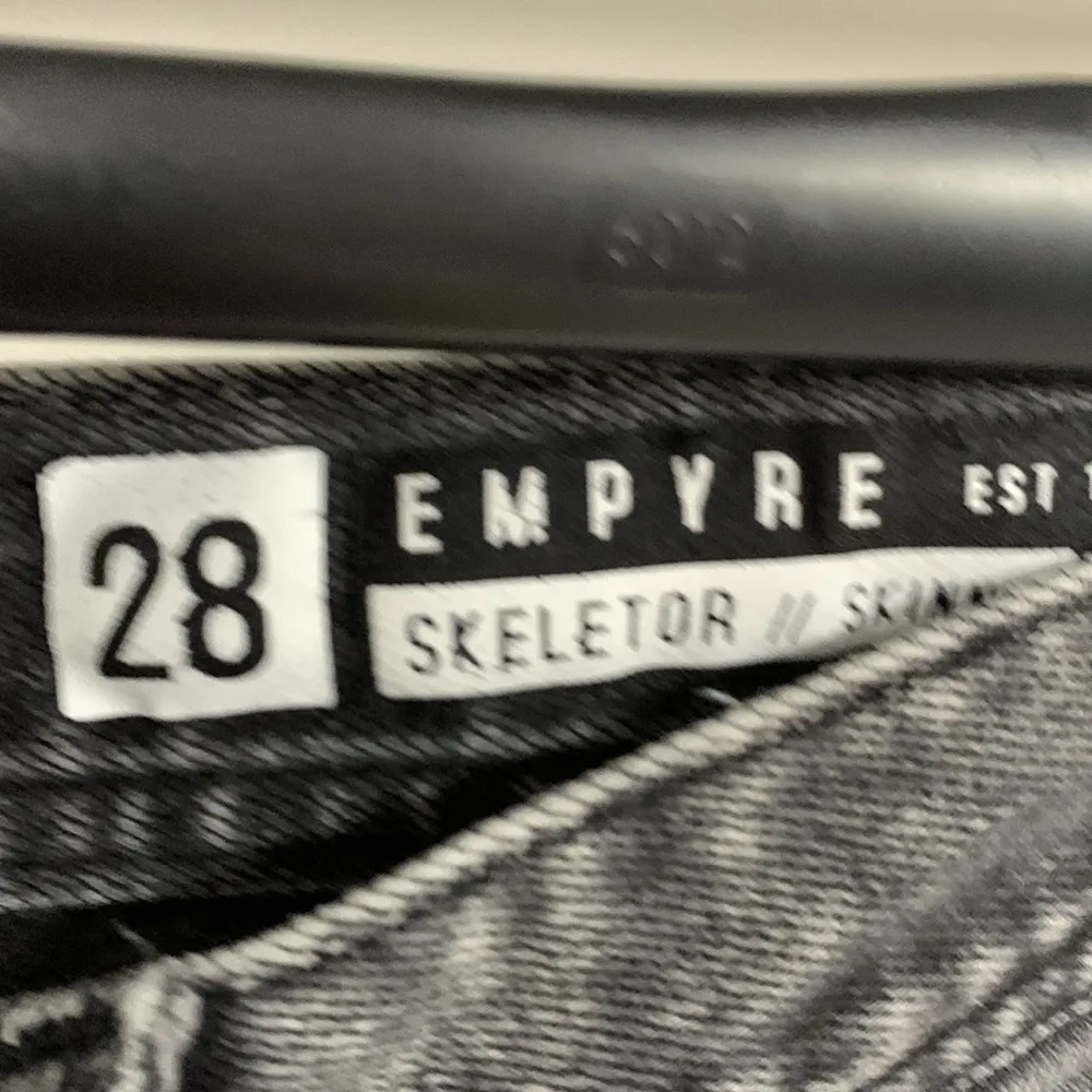 Empyre Skeletor Skinny Stretchy Jeans Size 28 Black - Image 3
