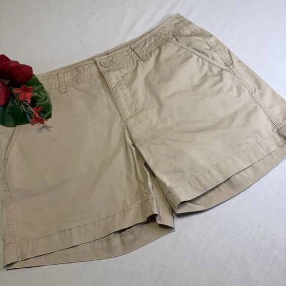 Eddie Bauer Women's Slightly Curve Tan Chino Khaki‎ Beige Shorts, Size 6 - Image 6