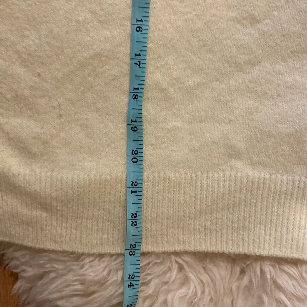 Vince Camuto Crew Neck Light Yellow Long Sleeve Comfy Sweater EUC Sz XL Acrylic - Image 9