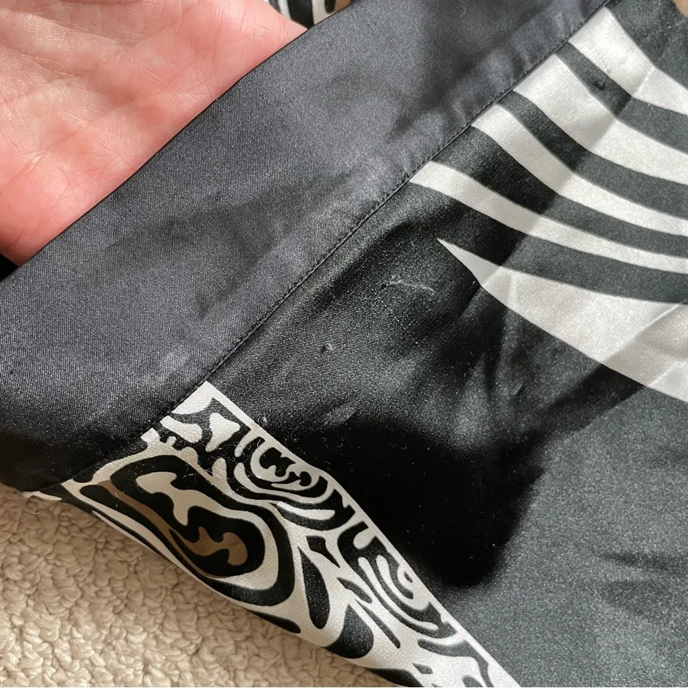 Satin Tribal Animal Print Long Sleeve Tunic Blouse Medium Black - Image 11