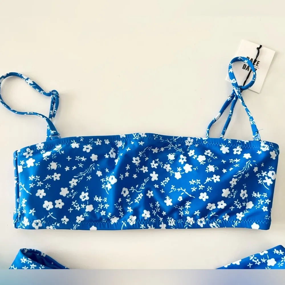 Dazedayz Kalani 3 piece bikini set with swimsuit bag NWT medium - Image 3