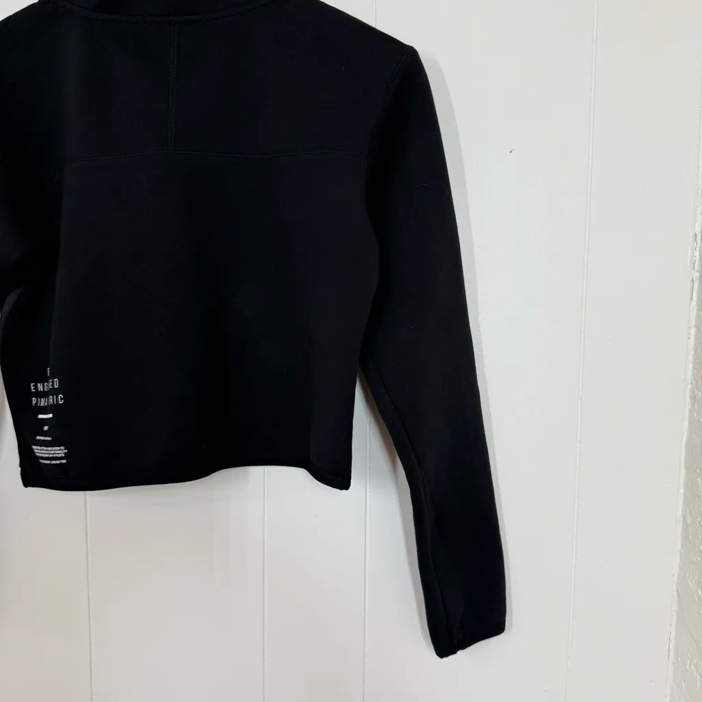 Echt Black Pima Cropped Half Zip - Image 12